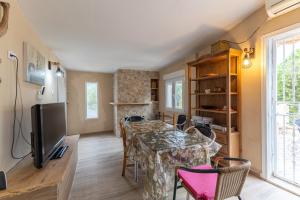 TV a/nebo společenská místnost v ubytování Casita San Martín