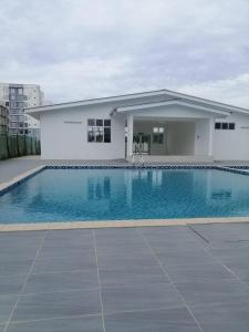 Hồ bơi trong/gần HS Homestay Casa Klebang Ipoh