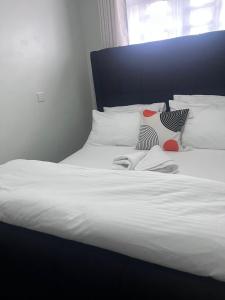 Ένα ή περισσότερα κρεβάτια σε δωμάτιο στο The shade