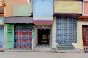 Η πρόσοψη ή η είσοδος του Townhouse Oak Kaal Bhairav Temple Varanasi