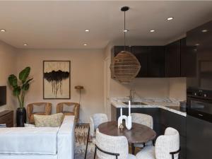 Kuchyň nebo kuchyňský kout v ubytování Resort Walsdorf