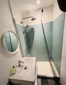 Un baño de Studio cosy au cœur Panier