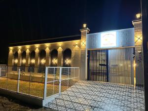 Clădirea în care este situat/ăvila