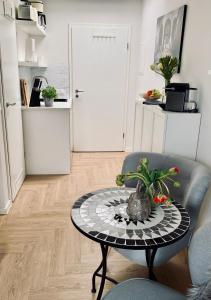 Nhà bếp/bếp nhỏ tại MAISON ART Appartements - Objekt 94080