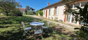 Zahrada ubytování Domaine Agricole de Labarthe