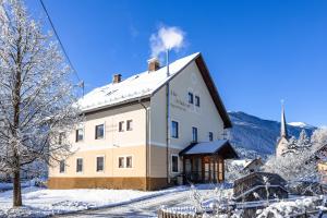 Nespecifikovaný výhled na hory nebo výhled na hory při pohledu z apartmánu