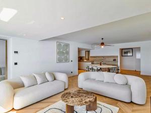 Køkken eller tekøkken på Promenade Chic Apartment Sea & City