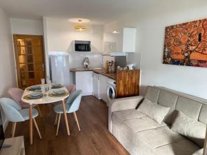 Η κουζίνα ή μικρή κουζίνα στο Dionysos