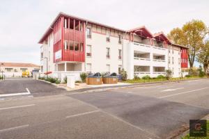 Το κτήριο όπου στεγάζεται  το διαμέρισμα