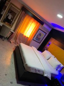 Gallery image of Hotel Paris Suites in Festac Town