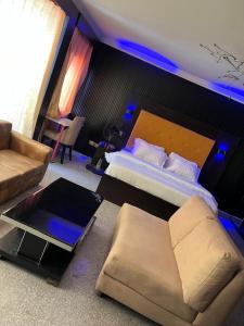 Gallery image of Hotel Paris Suites in Festac Town +20 photos
