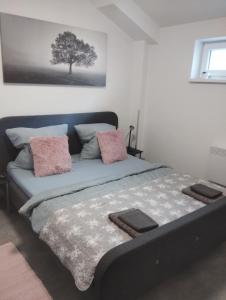 Postel nebo postele na pokoji v ubytování Apartmán u Révy