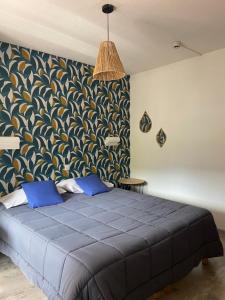 Voodi või voodid majutusasutuse Auberge de la Vallée d'Ossau toas +61 fotot