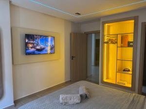 TV a/nebo společenská místnost v ubytování Luxe Appartement Haut Standing Nador Lagoon Rif