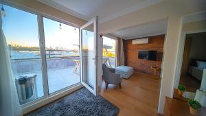 Et tv og/eller underholdning på Kuzguncuk View