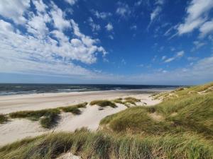 Φυσικό τοπίο κοντά σε αυτή η παραθεριστική κατοικία +25 φωτογραφίες