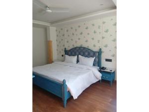 Φωτογραφία από το άλμπουμ του Naina Lodge Home stay σε Nainital