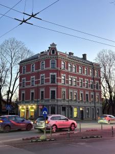 Budova, kde se aparthotel nachází