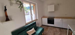 Køkken eller tekøkken på 700 m DAL MARE Apt Porto San Giorgio + 10 billeder