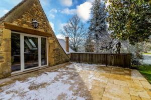 Budova, kde se prázdninový dům nachází