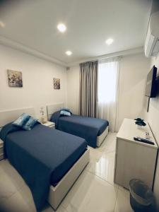 Postel nebo postele na pokoji v ubytování Family Comfort 3 Bedroom Apt