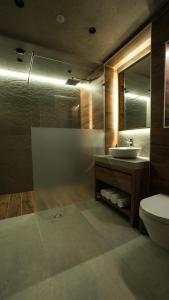 Ένα μπάνιο στο Hotel Central