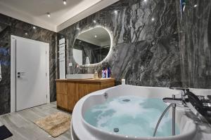 Ένα μπάνιο στο Kuca Andjela Kosmaj