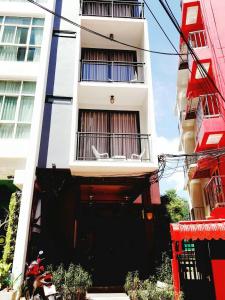 Budova, kde se hotel nachází