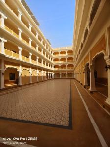 Fotografie z fotogalerie ubytování Abhushan Mahal v destinaci Nīmri + 15 fotografií