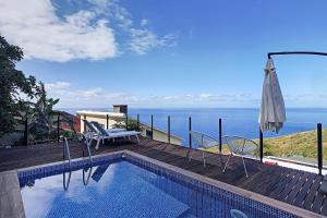 Bazén v ubytování Villa Jasmin by Atlantic Holiday nebo v jeho okolí