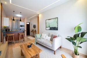 Η κουζίνα ή μικρή κουζίνα στο Amani Haven Lakeside Condo in Entebbe