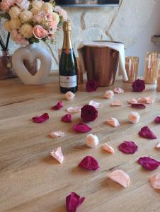 Imagen de la galería de Casa Eros - secure private parking, en Vallauris