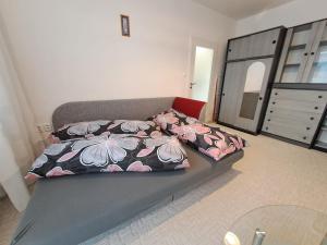 Una cama o camas en una habitación de Apartmán Convent