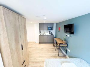 Η κουζίνα ή μικρή κουζίνα στο Studio Flat Close to Queen Square - Flat 1B
