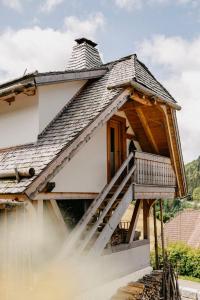 Το κτήριο όπου στεγάζεται  το διαμέρισμα