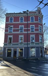 Budova, kde se aparthotel nachází