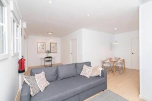 Χώρος καθιστικού στο Flowers Houses +25 φωτογραφίες