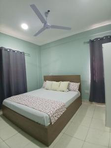 Ένα ή περισσότερα κρεβάτια σε δωμάτιο στο Cosy Apartment with Pool +25 φωτογραφίες