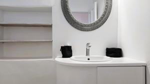 Galería fotográfica de Villa Spika with seaview and shared pool en Panormos Mykonos