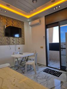 Μια τηλεόραση ή/και κέντρο ψυχαγωγίας στο Dar aya comfort