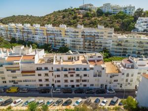 Γενική άποψη της πόλης Αλμπουφέιρα ή θέα της πόλης από  αυτό το διαμέρισμα