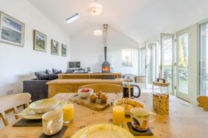 Mad i feriehuset eller i nærheden