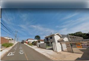 a view of an empty street in a house at Sobrado Harmonia in Ponta Grossa