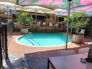 La alberca dentro o cerca de Kniff un Gaffel Guest House