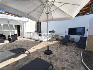 Μια τηλεόραση ή/και κέντρο ψυχαγωγίας στο Taganana Sunset Sea View