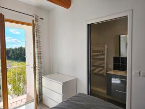 Μια τηλεόραση ή/και κέντρο ψυχαγωγίας στο Domaine Purviti