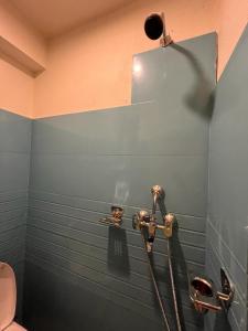 Koupelna v ubytování Big Traditional Room with Boudha Stupa View