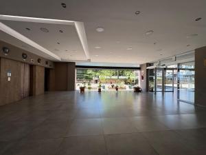 Ο χώρος του λόμπι ή της ρεσεψιόν στο Mountain Center