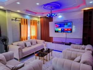 Μια τηλεόραση ή/και κέντρο ψυχαγωγίας στο BITGA Home