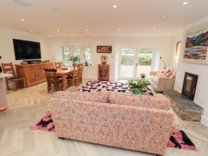 Et tv og/eller underholdning på Hallbeck